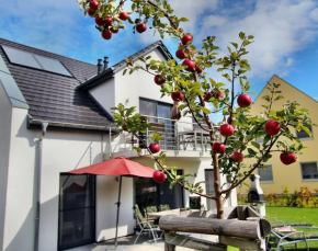 VILLA HUeGEL _ OG_Fewo Göhren-Lebbin